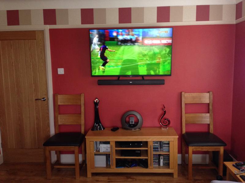 TV and sound bar, in harmony!!