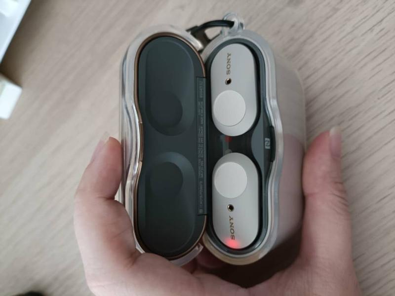 I bought a transparent cover for it <3