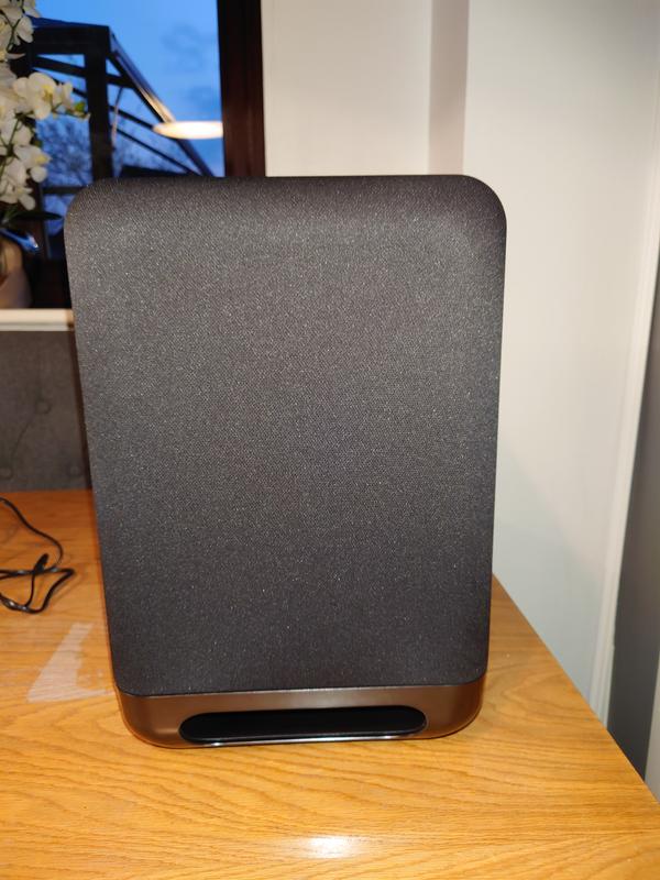 Front of speaker quality sturdy build
