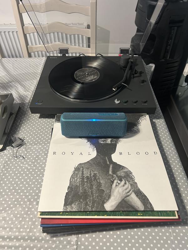 Customer carousel item 6.