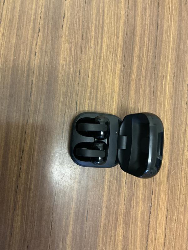 Customer carousel item 11.