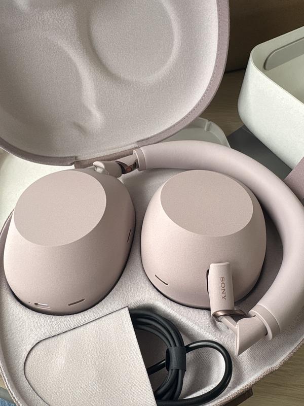 Review Thumbnail Image 0 1215852888