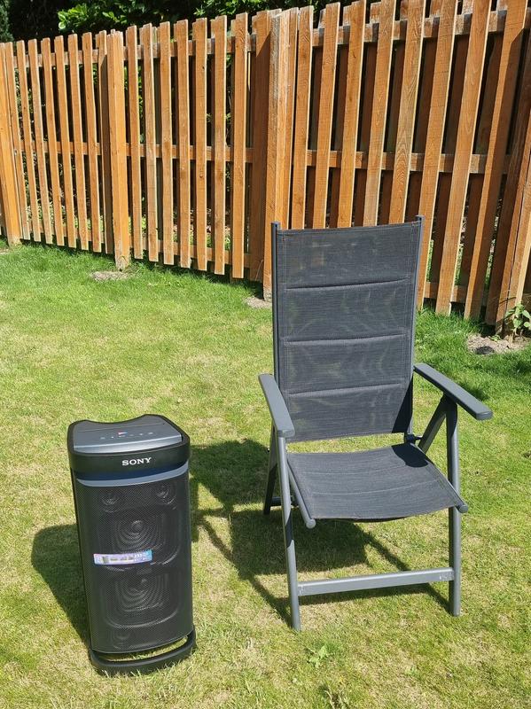 Size comparison with garden chair