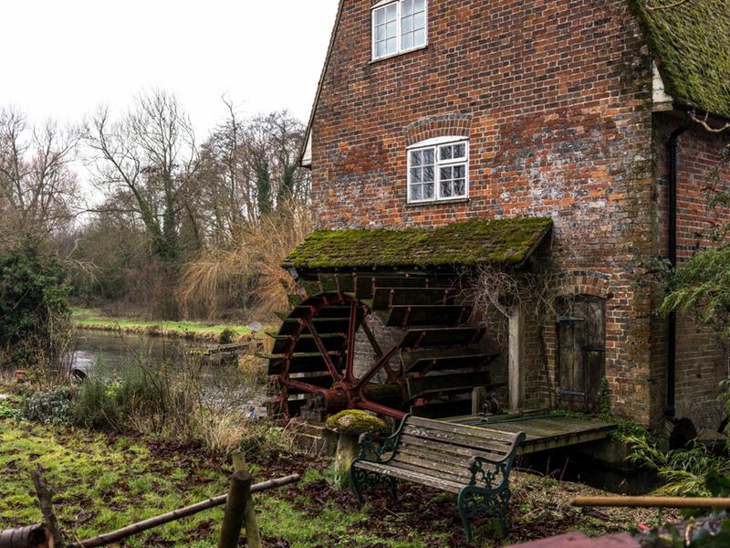 This is such a accurate record of the Water mill, taken in poor light, & hand held.