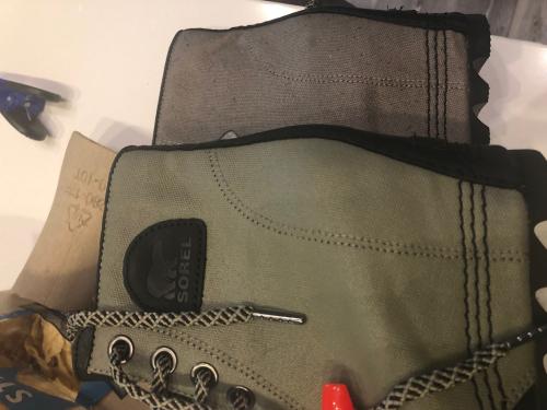 Clearly different colors.