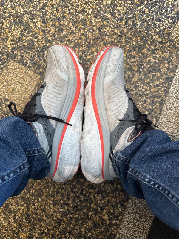 Customer photo for "Great sneakers for overpronators"