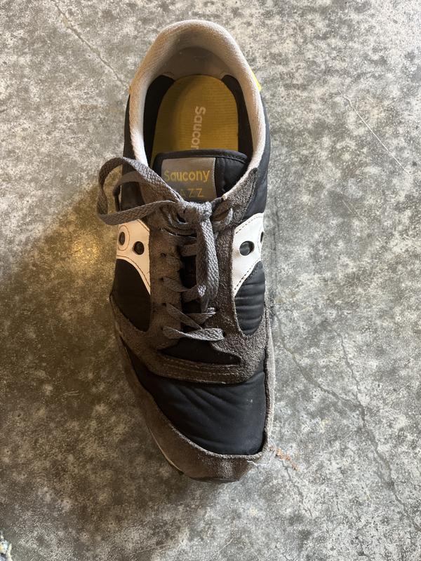 Macys saucony clearance