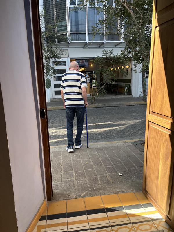 Review Thumbnail Image 1 382947081