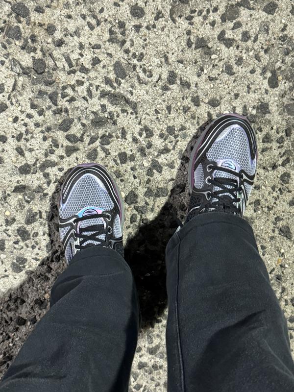 Review Thumbnail Image 0 369027166