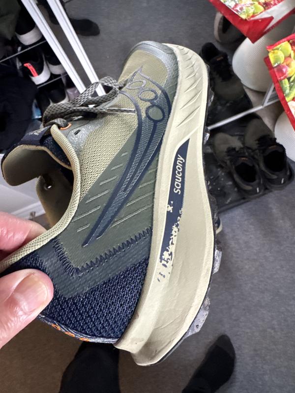 Customer photo for "Good winter running shoes"