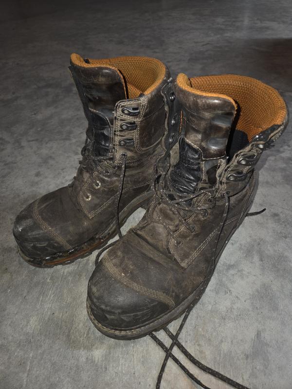 Male Brunt Men's 8
