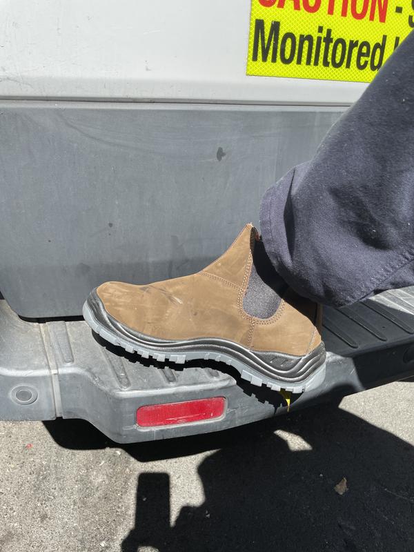 13781 HYTEST Unisex Steel Toe EH Station Boot