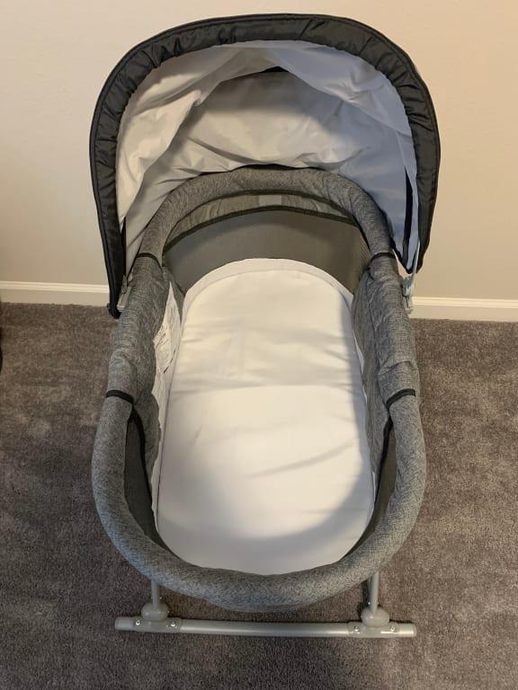 Safety 1st nap and go best sale travel bassinet