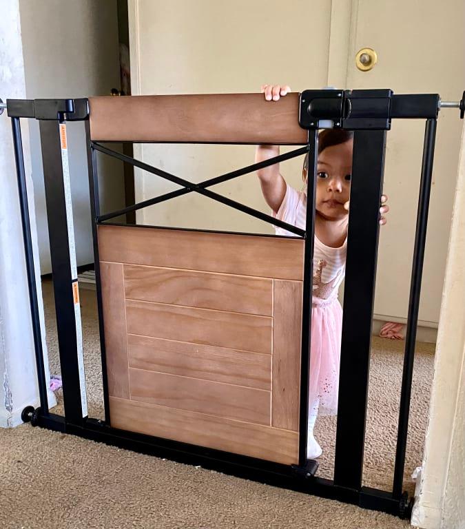 Baby gates hot sale at lowe's