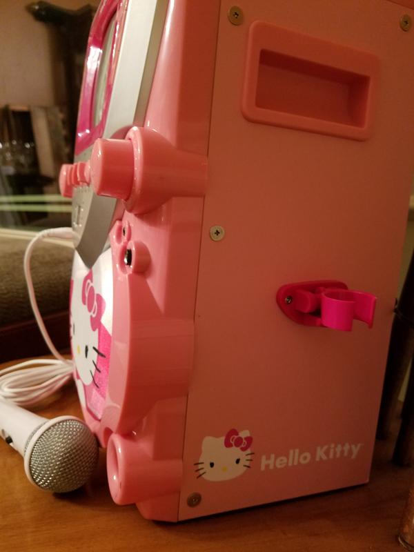 Side view holds microphone