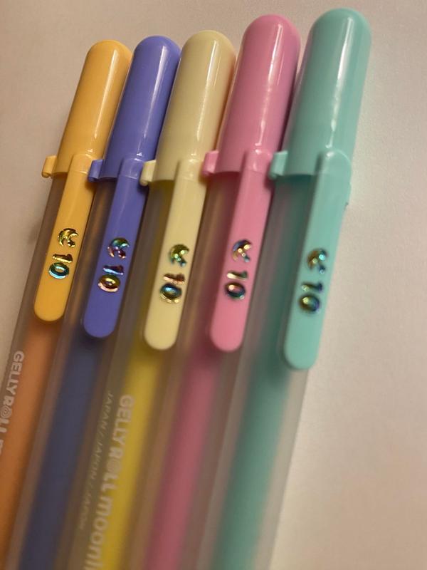 Sakura Gelly Roll 10 Moonlight Gel Pen 0.5mm Pastel Periwinkle