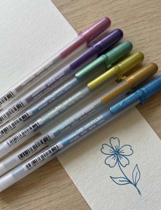 Customer photo for "Write smooth and the ink is sparkly!"