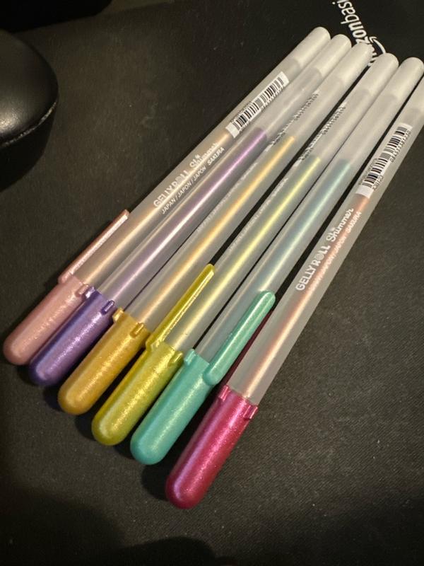 Customer photo for "Great gel pens!"