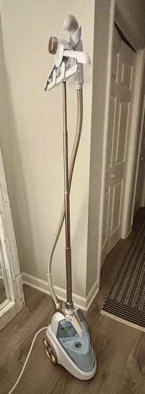 Customer carousel item 13.