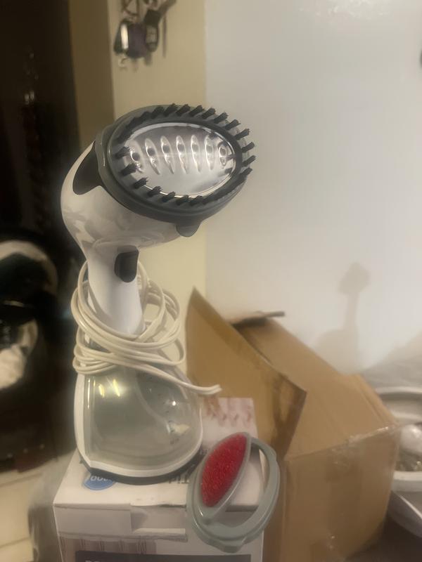 Customer carousel item 3.