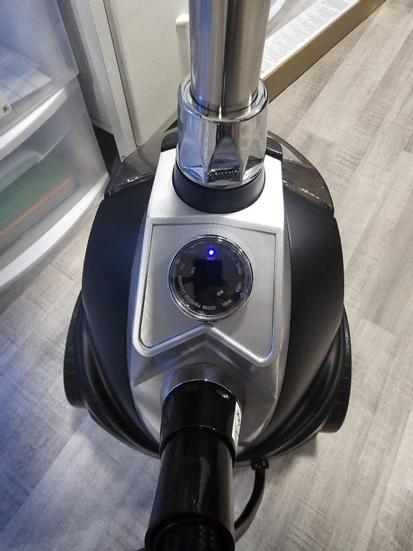 Customer carousel item 4.