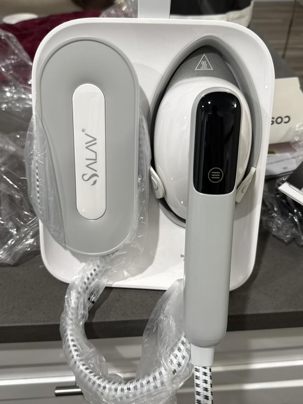 Customer carousel item 9.