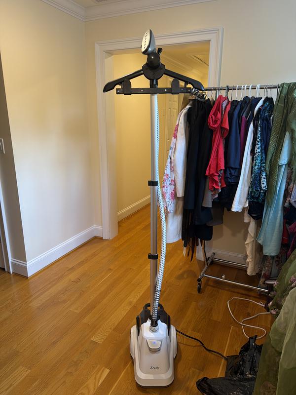 Customer carousel item 10.