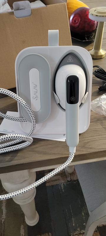 Customer carousel item 4.