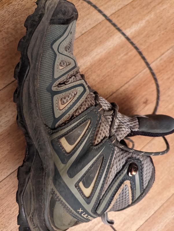 Salomon X Ultra Mid 3 Aero Hiking Boot - Women's - Footwear
