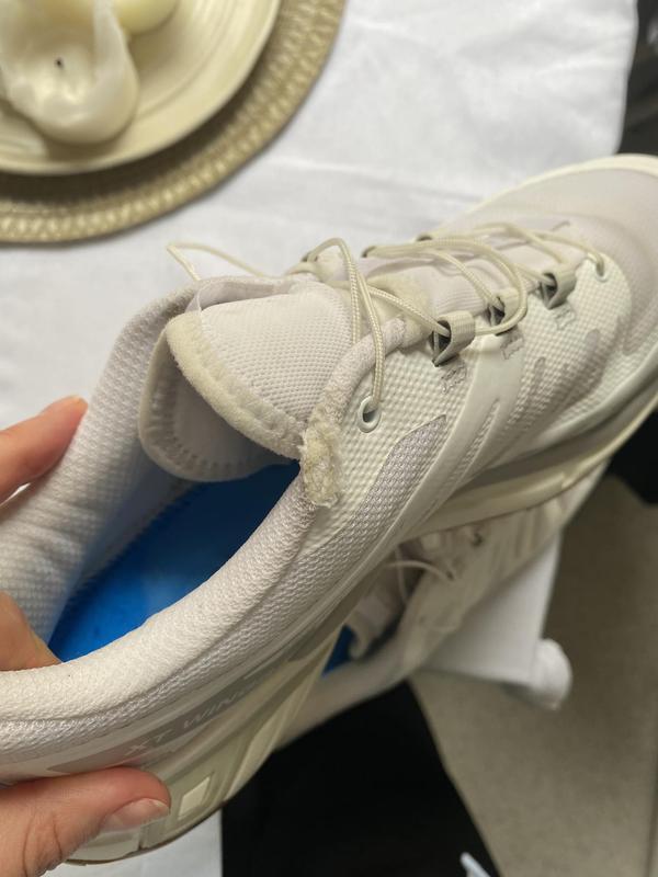 Customer photo for "Comfortable but of poor quality"