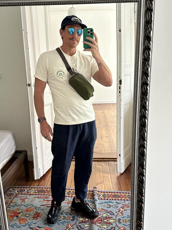 Review Thumbnail Image 0 1213910816