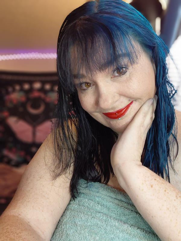 Iris Green - Arctic Fox Semi-Permanent Hair Color 8 oz. | Sally Beauty