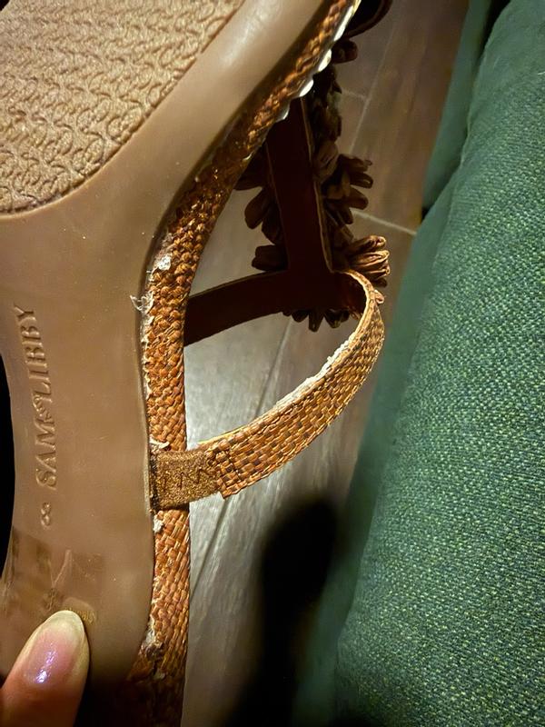 Customer carousel item 12.