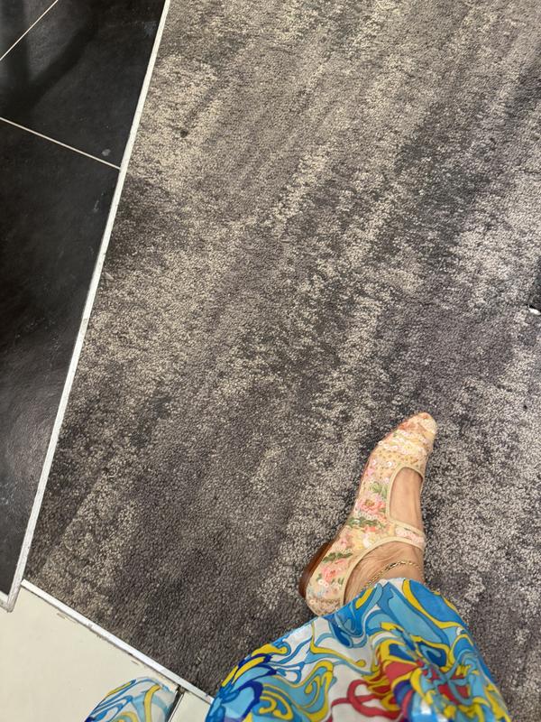 Review Thumbnail Image 0 383906990