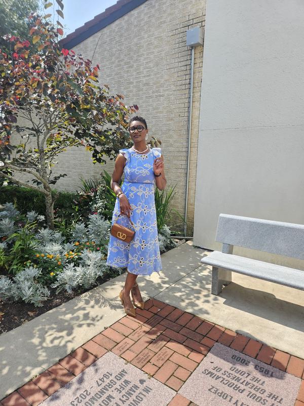 Review Thumbnail Image 1 349209173