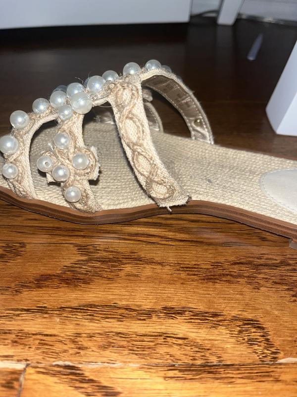 Chanel pearl best sale fantasy slides