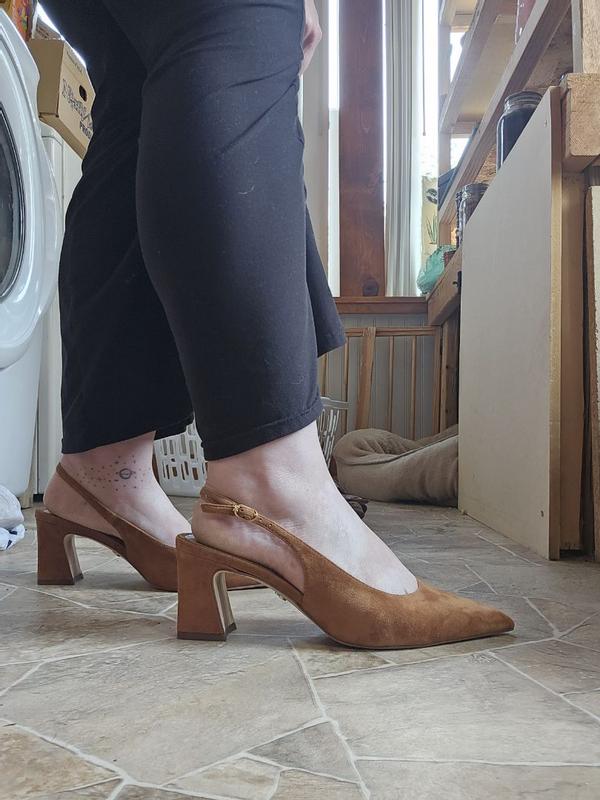 Customer photo for "Versatile shoe, comfy and cute!"