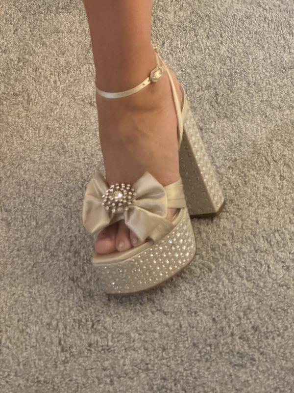 Review Thumbnail Image 0 356973385