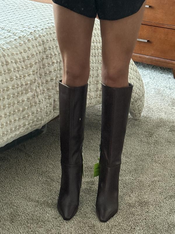 my calves measure between 13-14 inches; sadly these are too tall
