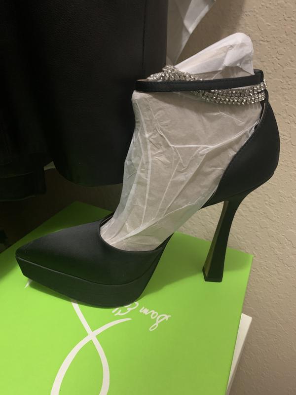 Review Thumbnail Image 0 242083543