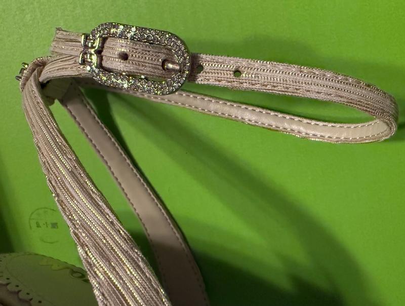 Customer photo for "Gorgeous, comfortable, high end look"