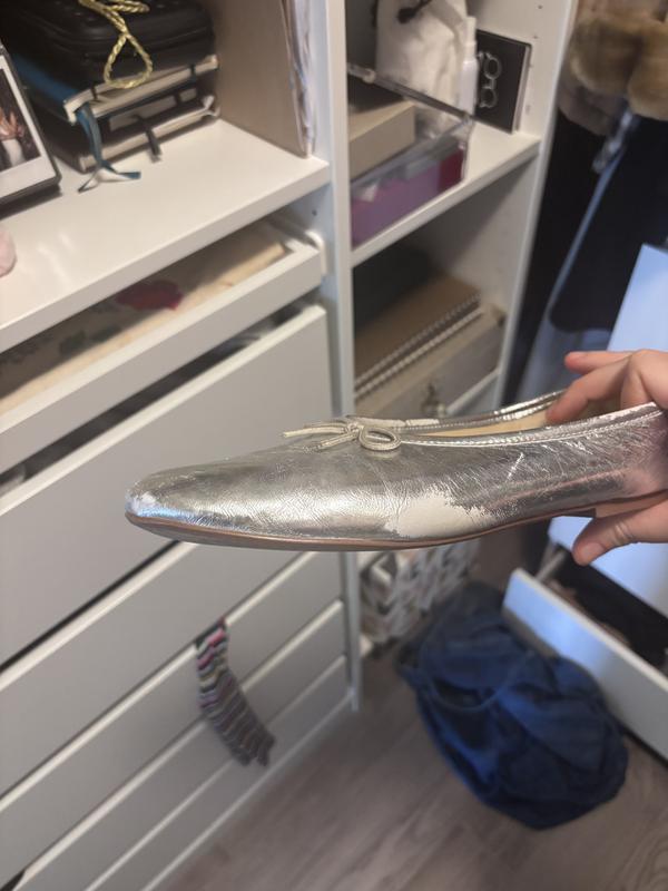 Customer carousel item 1.