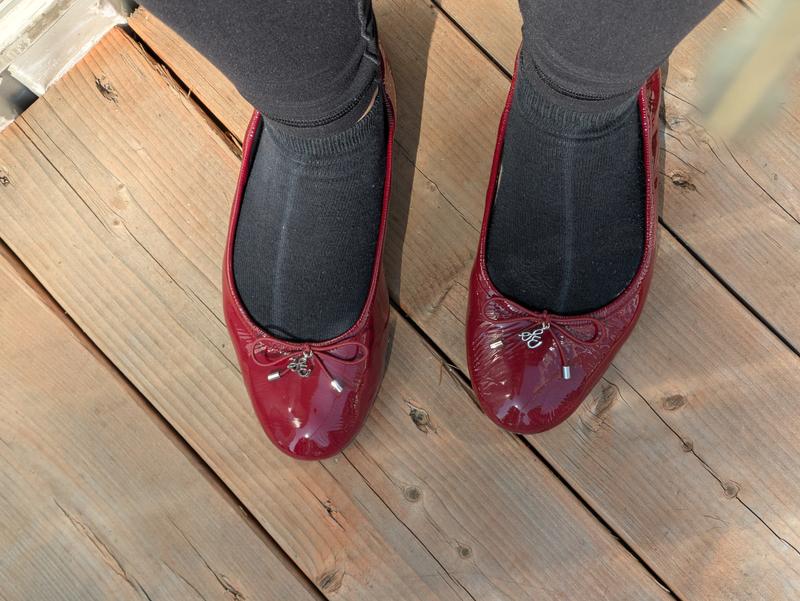 Customer photo for "Nice comfortable shoes!"