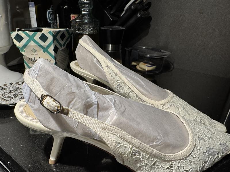 Review Thumbnail Image 1 379998442