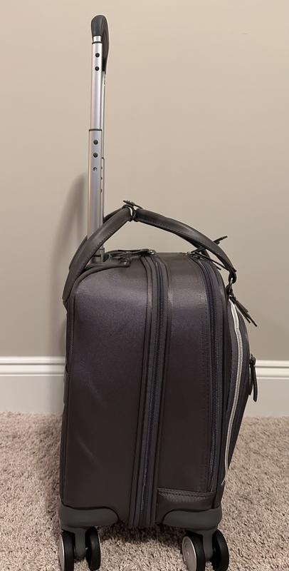 Long telescopic retractable handle