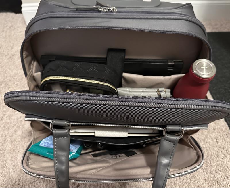 Great compartments padded for laptop & tablet