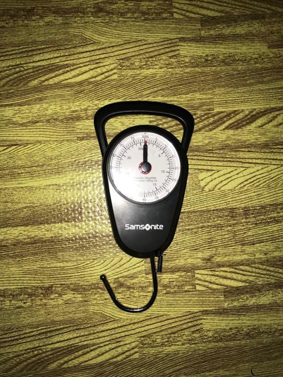 Samsonite Black Manual Luggage Scale