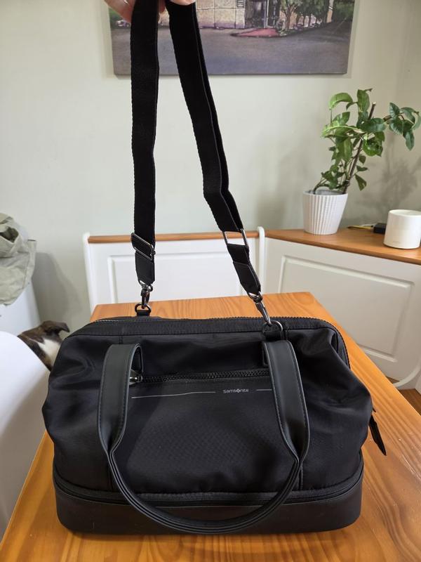 Customer photo for "Fun features for a travel bag"