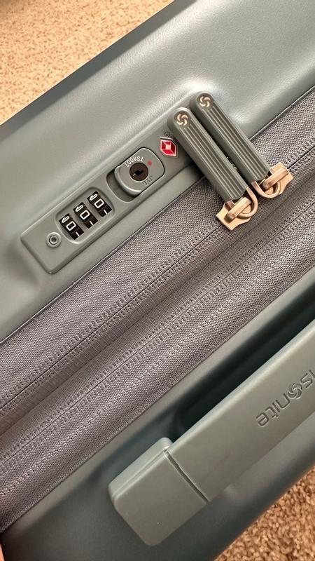 【*a様 元値5万Samsonite olvido This Best-Selling Samsonite Carry-On Is on Sale at Amazon
