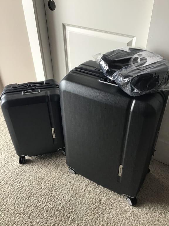 samsonite novaire 28